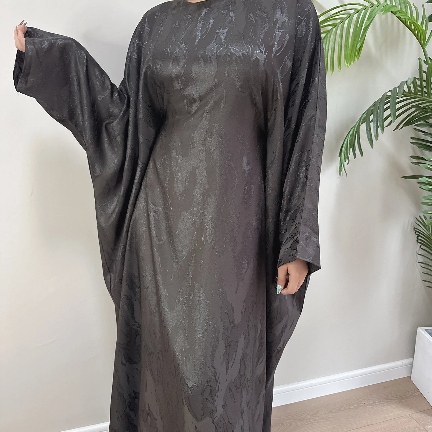 Satin Kaftan Gray Butterfly Abaya Elegant Modest Dress with Matching GABAAZ Collection Satin Kaftan Gray Butterfly Abaya Elegant Modest Dress with Matching GABAAZ Collection